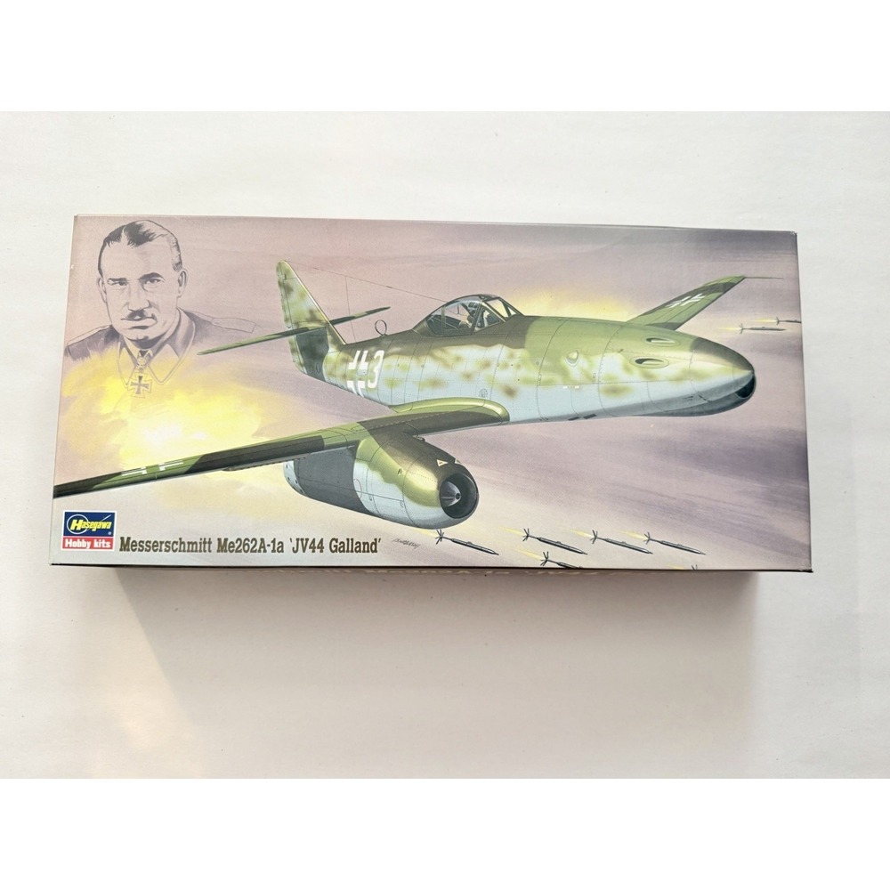 Hasegawa 1:72 Messerschmitt Me262A-1a 'JV44 Galland' Model Kit